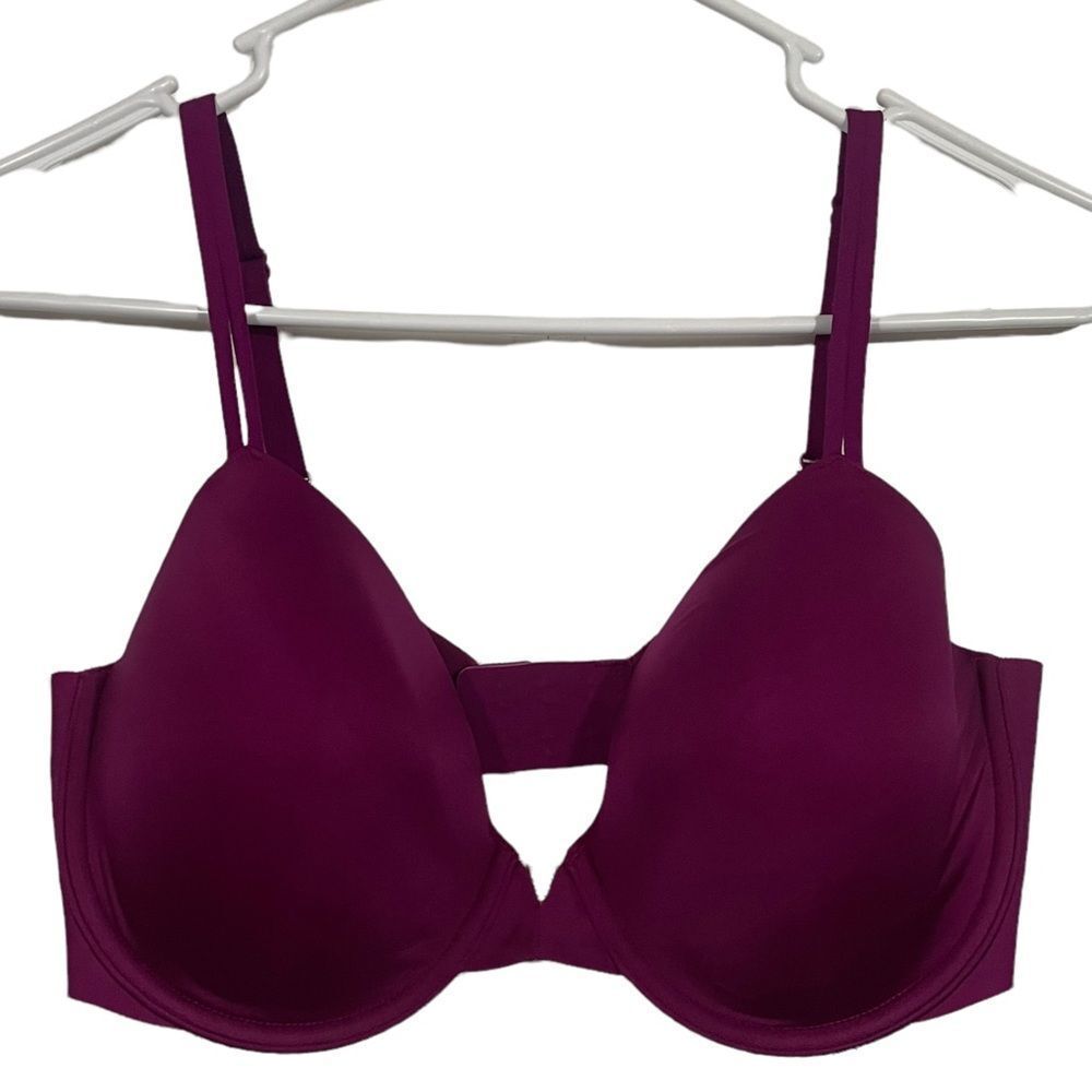 Victoria’s Secret 34DD Victoria’s Secret Lightly Lined Perfect Coverage Bra